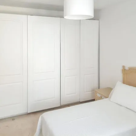 Spacious With Sea View In 140 M² * Estepona