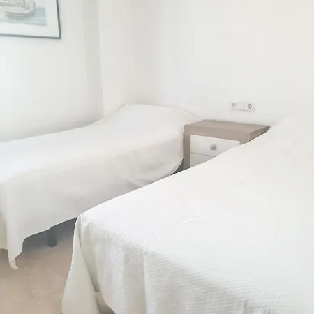 Apartment Spacious With Sea View In 140 M² *